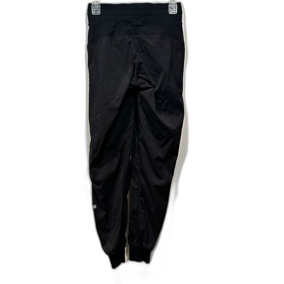Lululemon Dance Studio Mid-Rise Jogger Black Women sz 2 Athleisure Relax Street - Picture 6 of 9